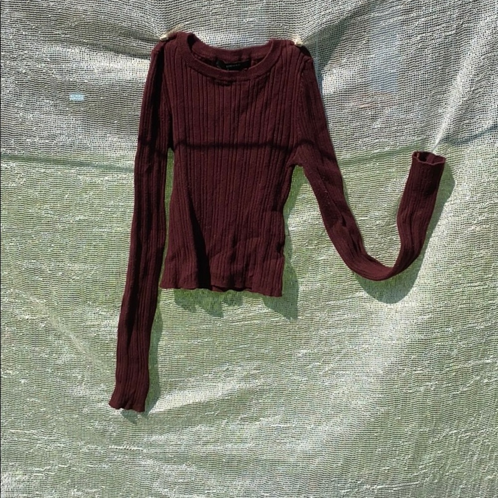Forever 21 Burgundy Cropped Sweater